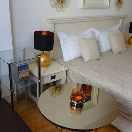 Sun, Sea, דירה סאני ביץ'